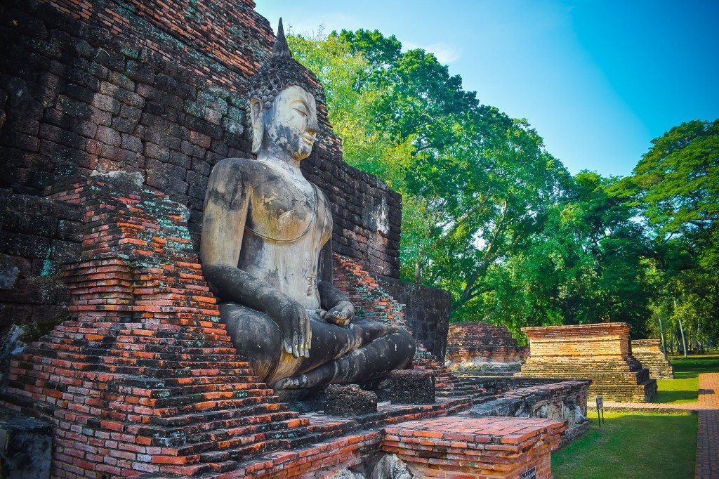 BANGKOK, NORTHERN HIGHLIGHTS, AND ELEPHANTS ** SHARED TOUR **